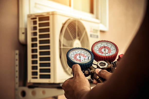 Professional Ductwork Repair technician working in Goldvein, VA